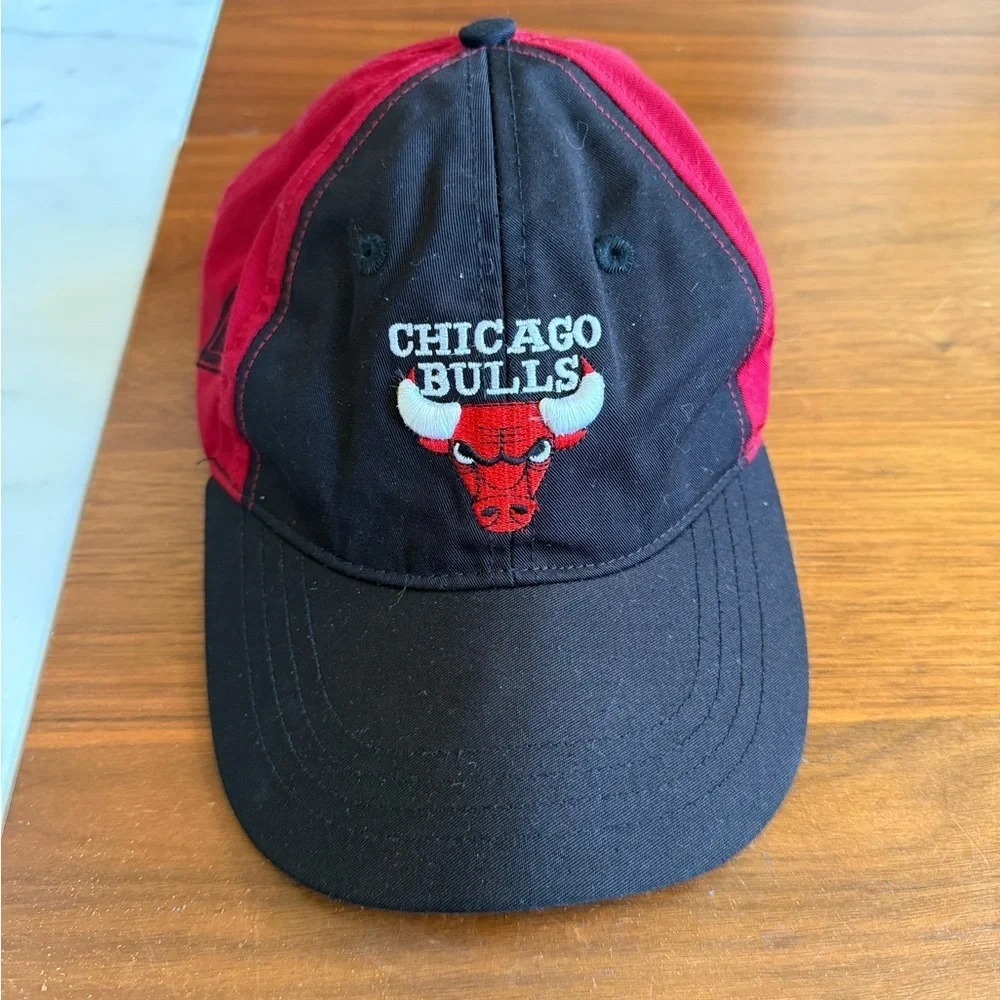 Chicago Bulls Kids Cap - Red and Black